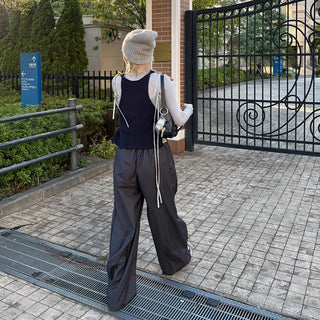 Wide-leg slacks