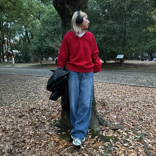 V-neck oversized knit