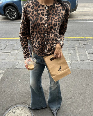 Leopard print semi-cropped cardigan