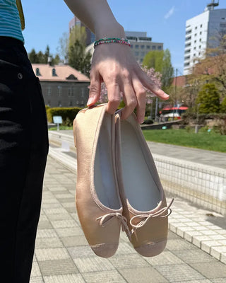Ribbon flat shoes