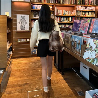 Two-Bear Round Knit