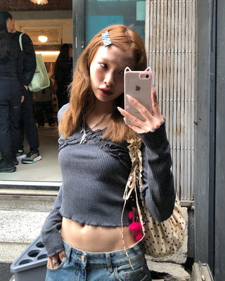 Lace V-neck cropped ribbed long T-shirt