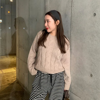 Twist Point Knit