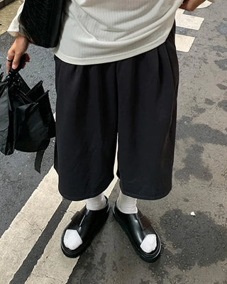 Simple point sandals
