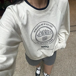 Two-tone neckline sweatshirt