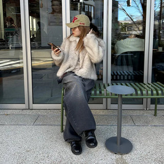 One-tuck wide denim pants