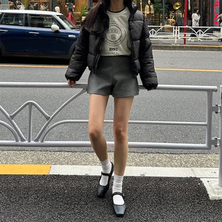 Two-tone neckline sweatshirt