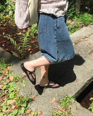 Mesh strap flat sandals