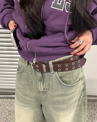 Double eyelet square buckle leather belt
