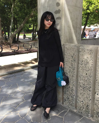 2-Way Knee-Tuck Easy Nylon Pants