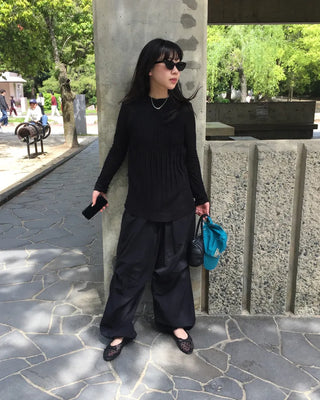 2-Way Knee-Tuck Easy Nylon Pants