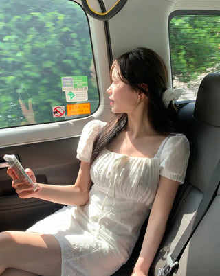 Punching Ribbon Dress