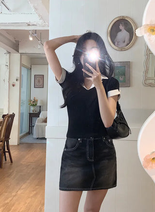 Color-layered short-sleeved T-shirt