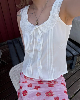 Scalloped lace neck pintuck tank top blouse