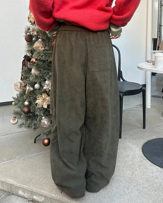 Slash Yoke Corduroy Fleece Easy Pants