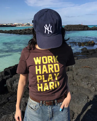 WORK Lettering Short-Sleeved T-Shirt