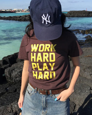 WORK Lettering Short-Sleeved T-Shirt