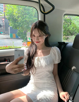 Punching Ribbon Dress