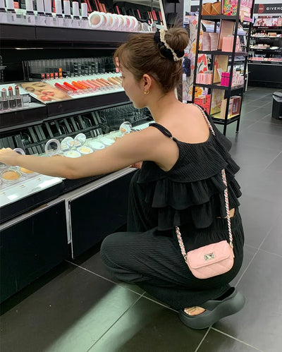 Quilted chain shoulder mini bag