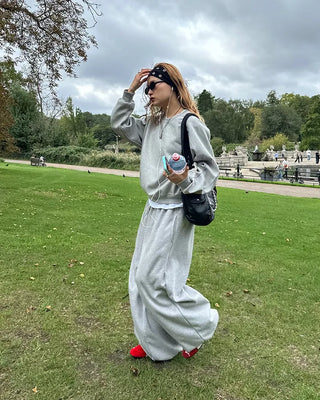 Round neck sleeve piping sweatshirt