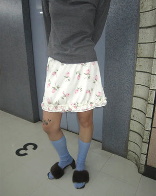Simple summer ribbed knee-high socks