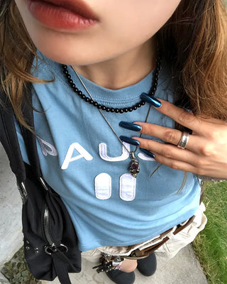 PAUSE Patch Semi-Cropped Half T-Shirt