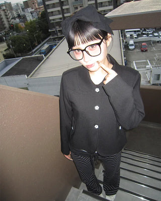 Flower Button Round Collar Jacket