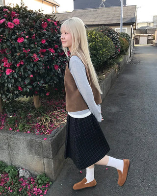 Checked pleated midi skirt