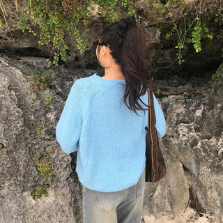 Vivid V-neck knit