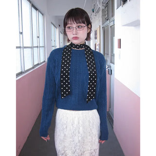 Basic Cable Knit Round