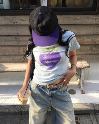 [1st Re-release] (ORIGINAL) Strawberry Lettering Slim T-Shirt