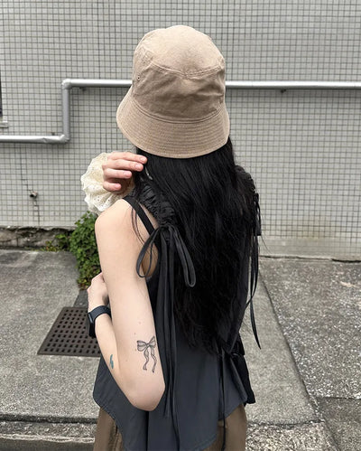 Simple bucket hat