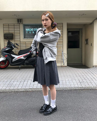 Pleated medium skirt