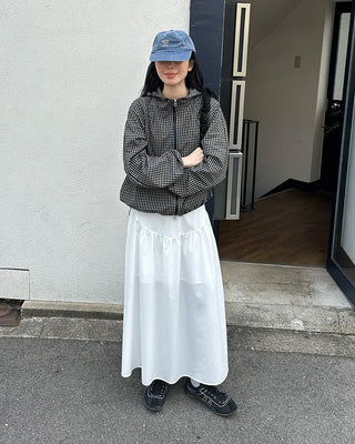 V-neck shirred long skirt
