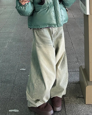 Super wide balloon green jeans
