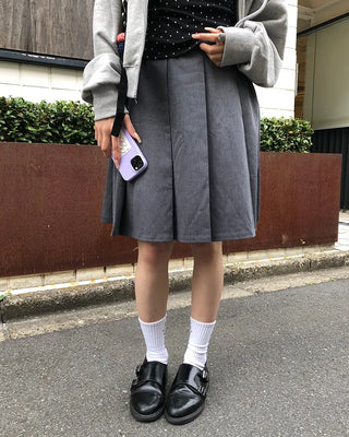 Pleated medium skirt