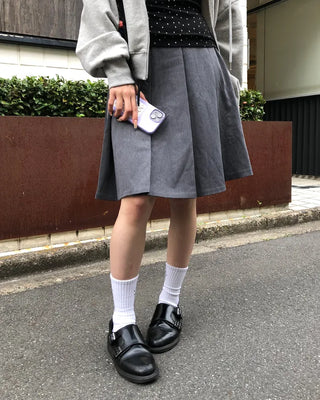 Pleated medium skirt