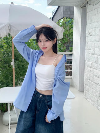 Pleated washed denim shorts