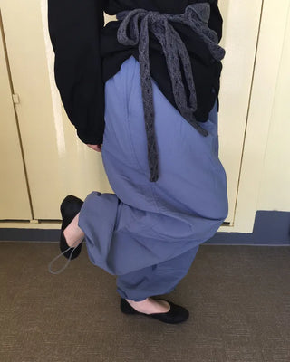 (Unisex) Black Button Elastic Waist Parachute Pants