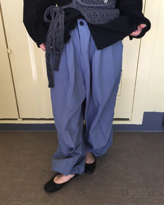 (Unisex) Black Button Elastic Waist Parachute Pants