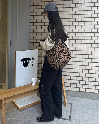 Patterned shoulder bag