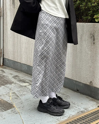 Waist bag, elastic waistband, checkered long skirt
