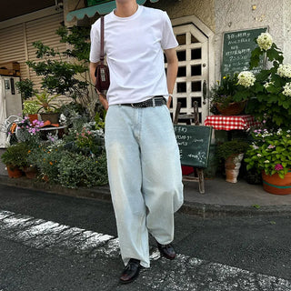 Casual plain short-sleeved T-shirt