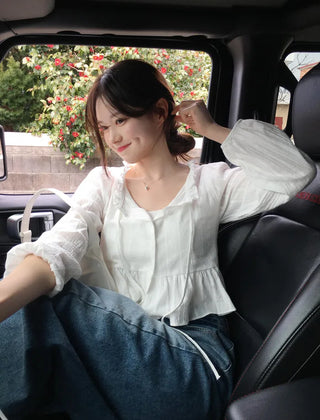 Frilled ribbon blouse