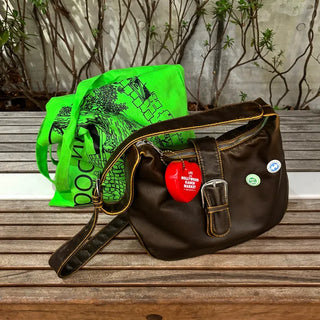 Vintage belt shoulder bag