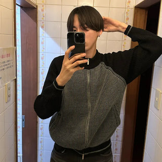 Two-tone raglan knit zip-up