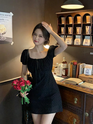 Punching Ribbon Dress
