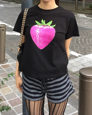 [1st Re-release] (ORIGINAL) Strawberry Lettering Slim T-Shirt