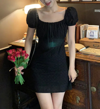 Punching Ribbon Dress