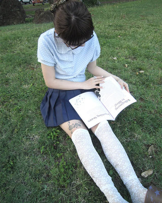Flower lace sheer knee-high socks